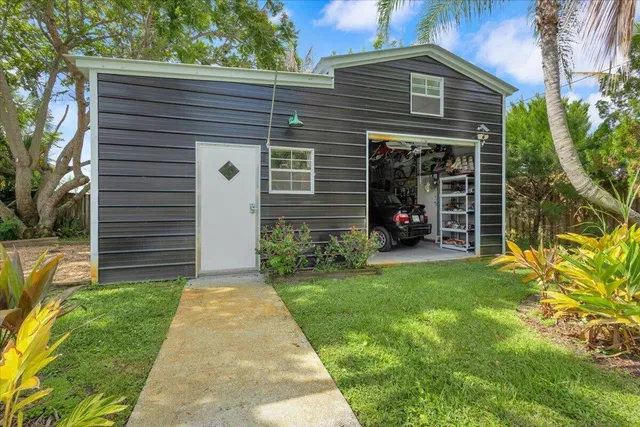 Residence photo 48