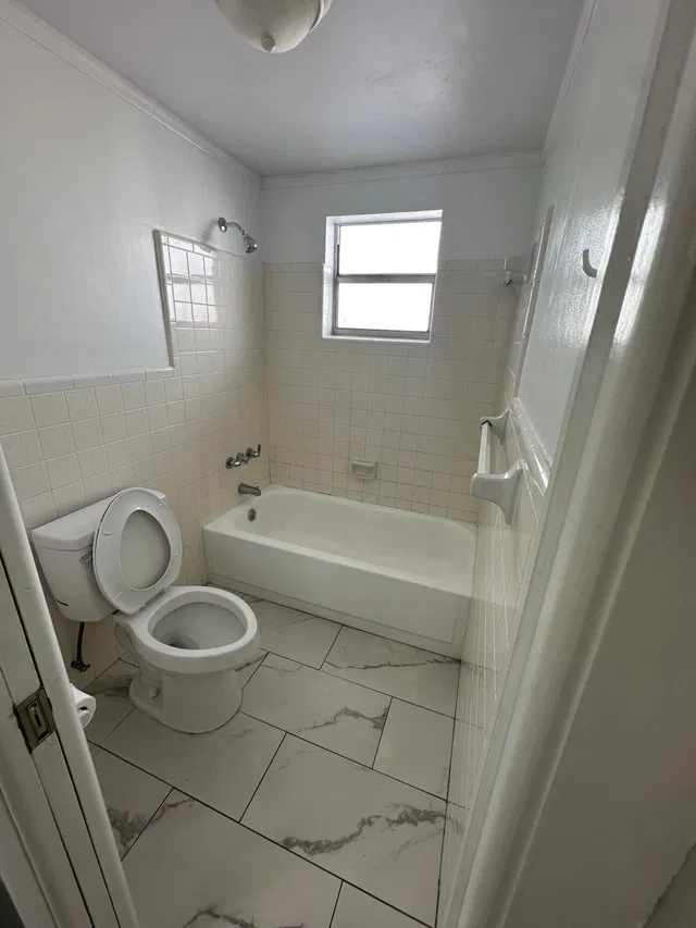 Village of North Palm Beach Unit 102 photo 5