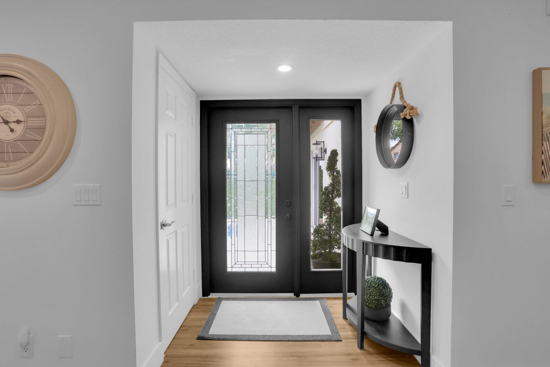 Residence photo 2