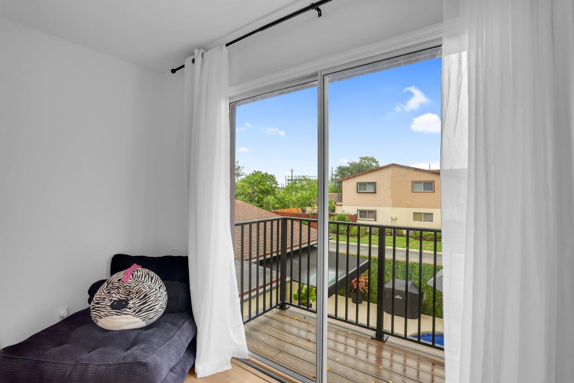 Residence photo 18