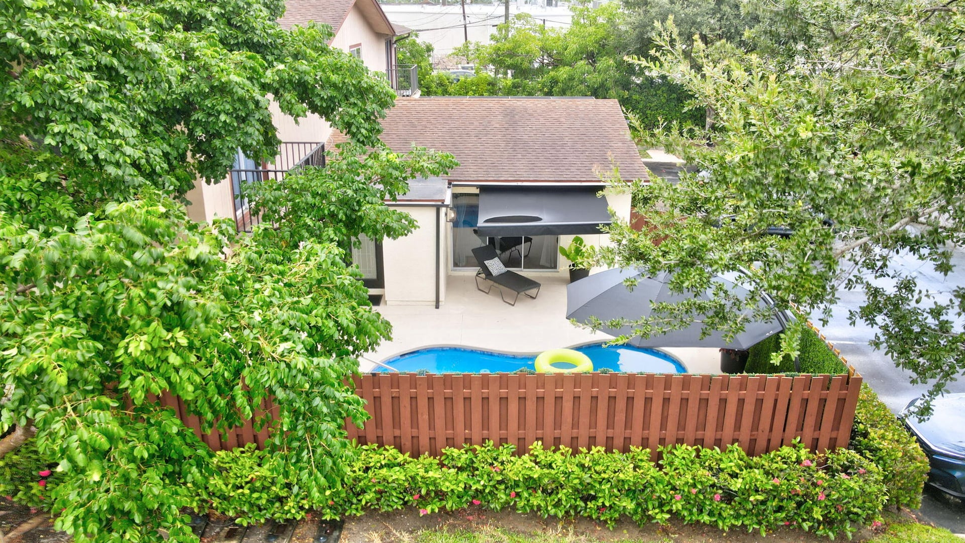 Residence photo 26