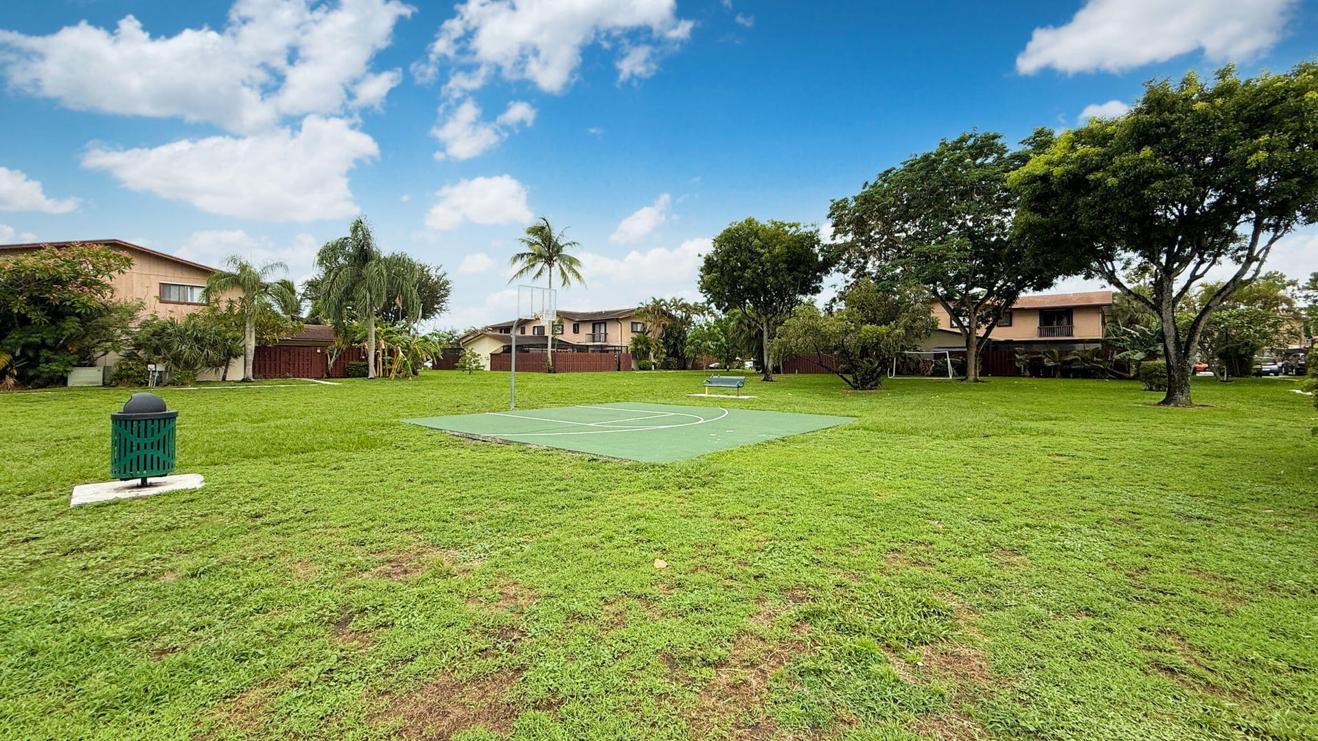Residence photo 29