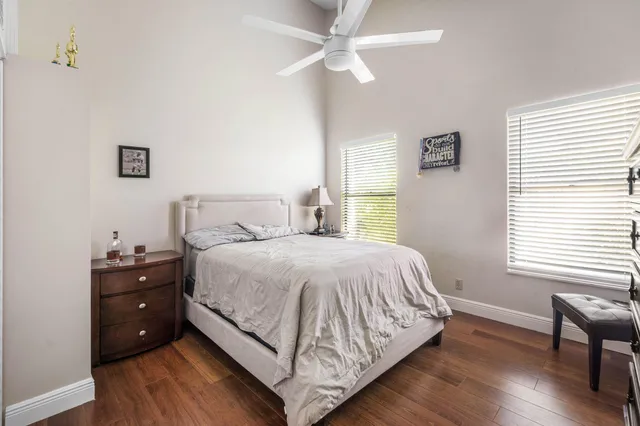 Residence photo 17