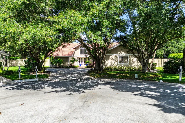 Residence photo 27