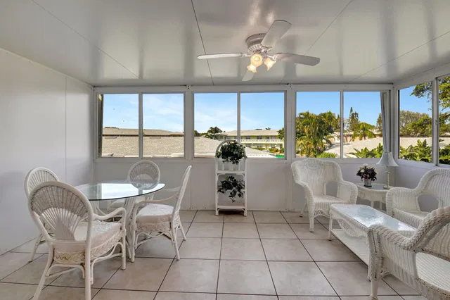 Unit 202 photo 9