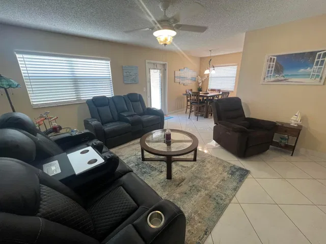 Unit 132 photo 10
