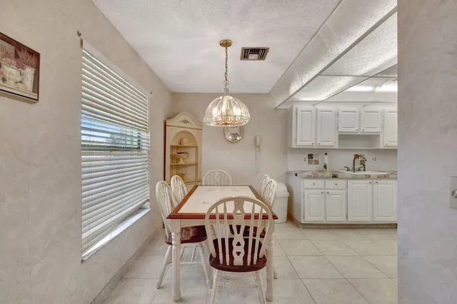 Unit 202 photo 29