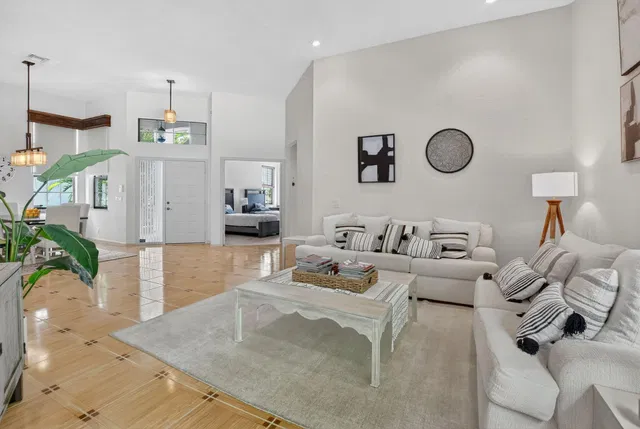 Residence photo 9