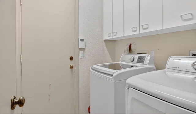 Residence photo 26
