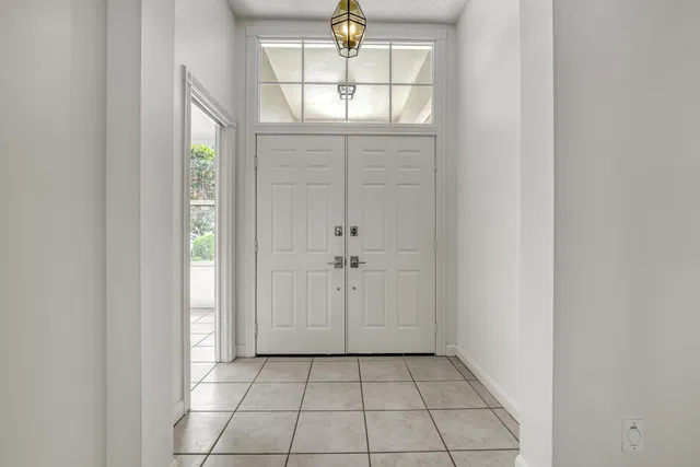Residence photo 5