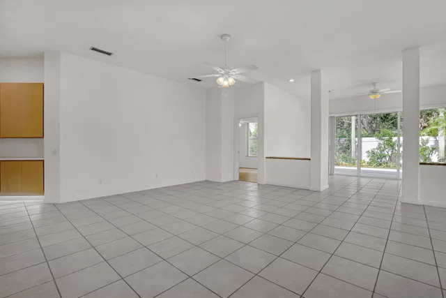 Residence photo 6