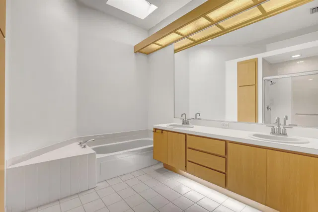 Residence photo 24