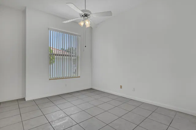 Residence photo 30
