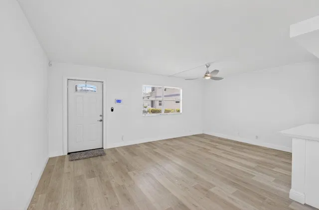 Unit C photo 2