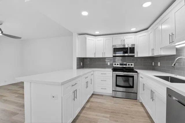 Unit C photo 10