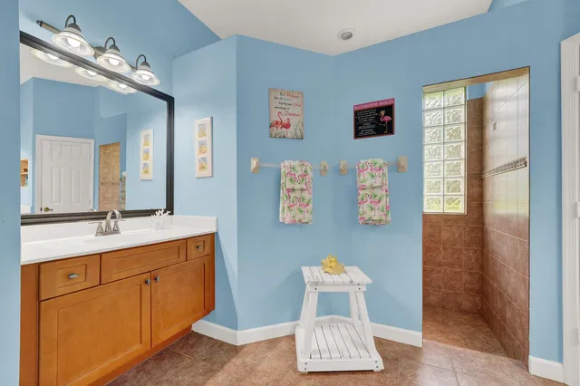  Residence photo 23