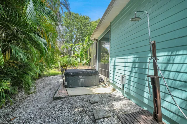  Residence photo 42