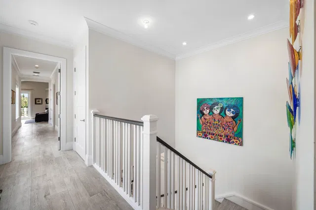 Residence photo 32