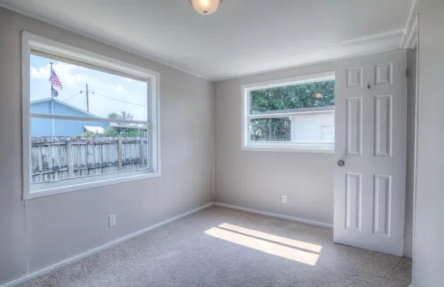 Residence photo 4
