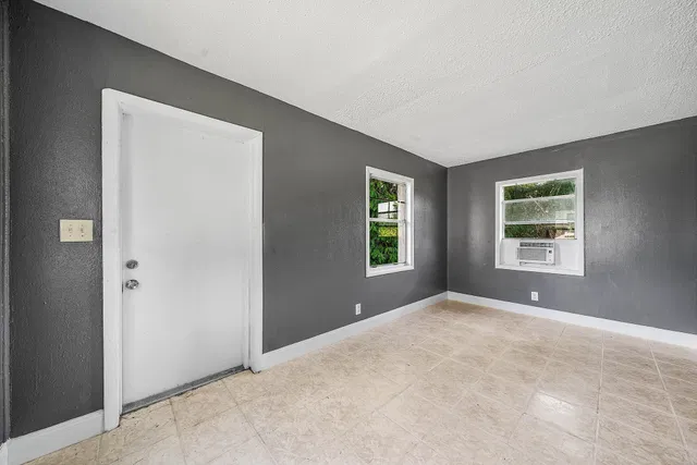 Residence photo 22