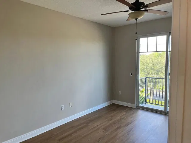 Residence photo 11
