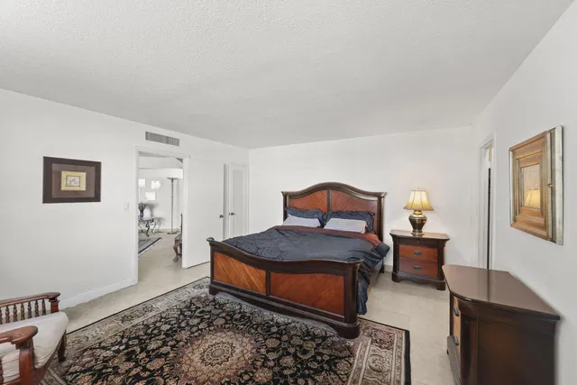 South Palm Beach Unit 302 photo 11