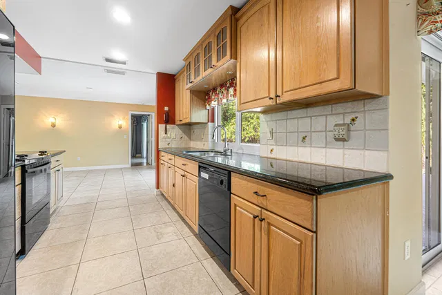 Residence photo 7
