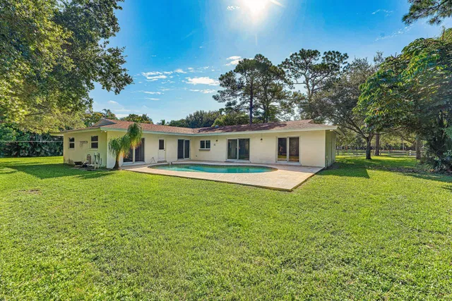 Residence photo 15