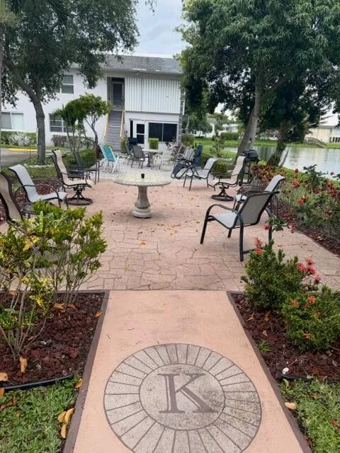 Residence photo 3