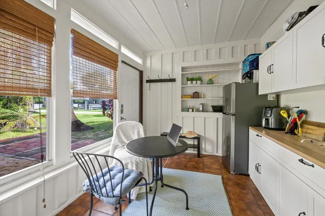 Residence photo 15
