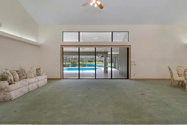 Residence photo 6