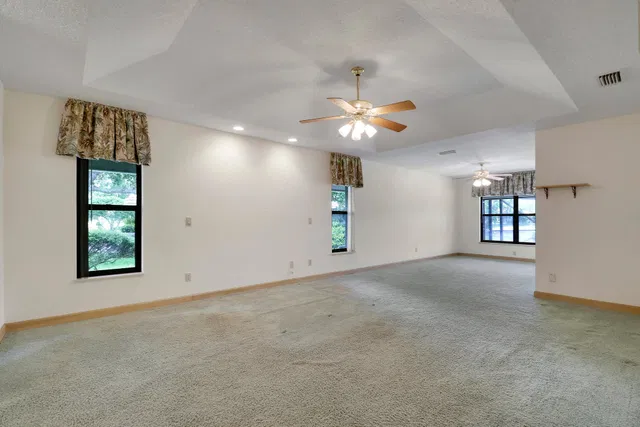 Residence photo 15