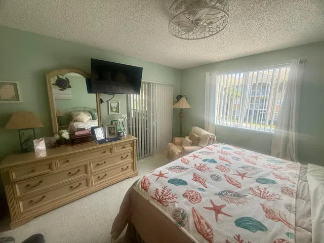 Unit 9207 photo 20