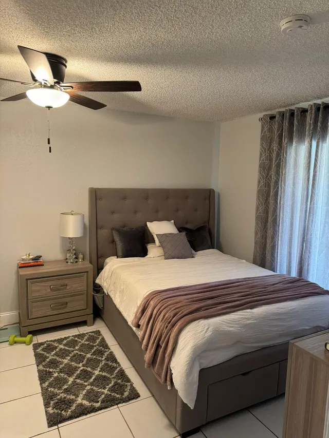Unit 53 photo 8