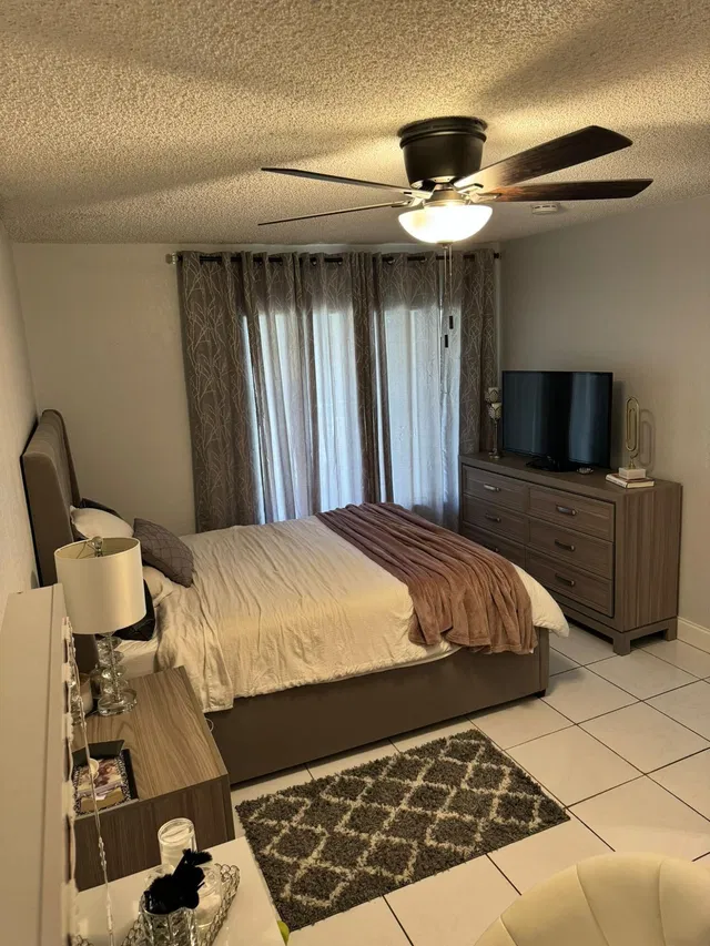 Unit 53 photo 9