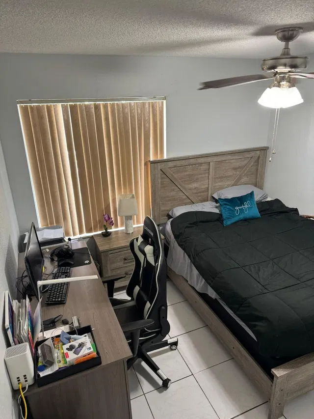 Unit 53 photo 12