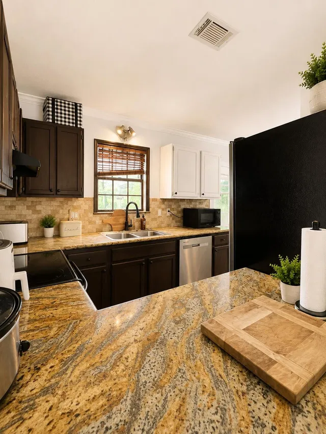  Residence photo 18