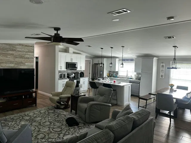 Residence photo 9