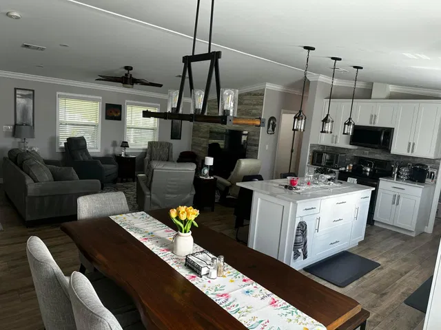 Residence photo 10