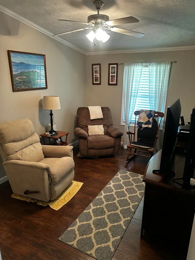 Residence photo 17