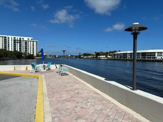 Unit 301 photo 14