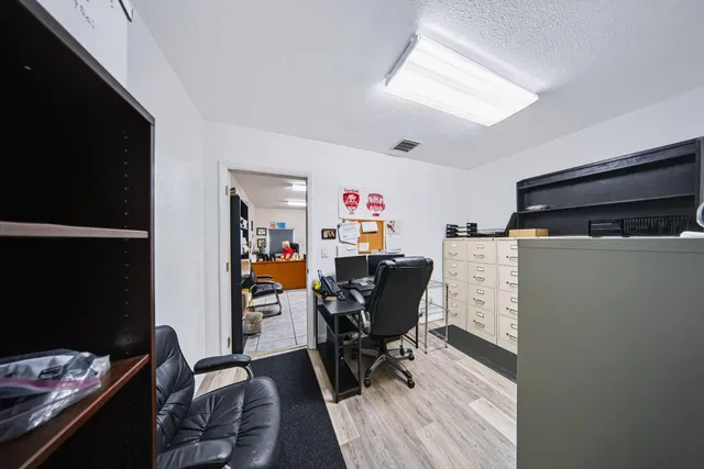 Residence photo 40