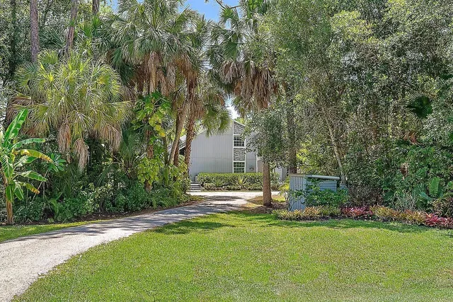 Residence photo 14