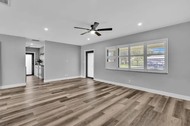 Residence photo 14