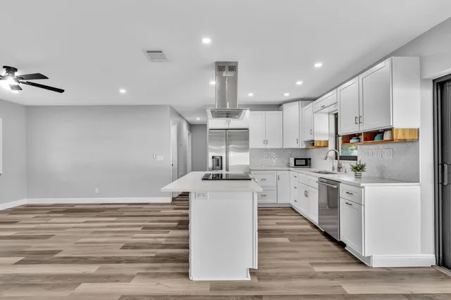 Residence photo 19