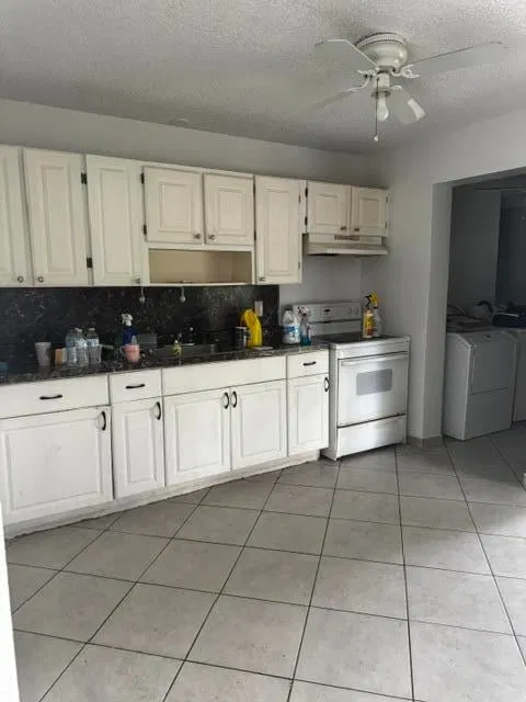 Unit west photo 7