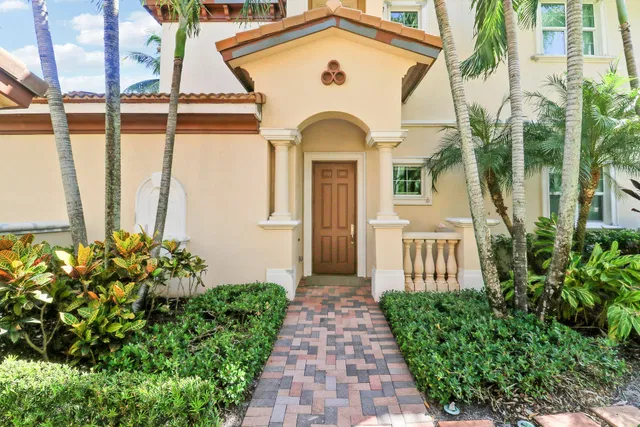 Jupiter Country Club Unit 62 photo 3