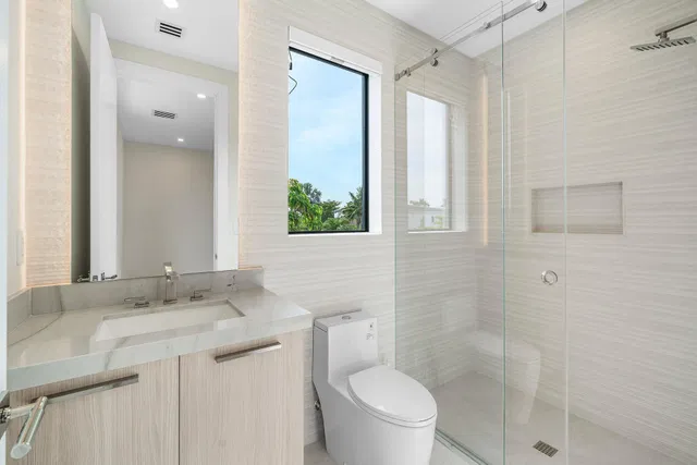 Boca Harbour Residence photo 16