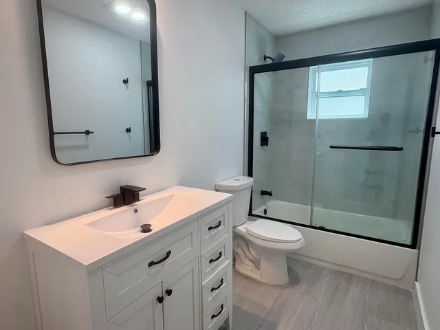 Residence photo 24