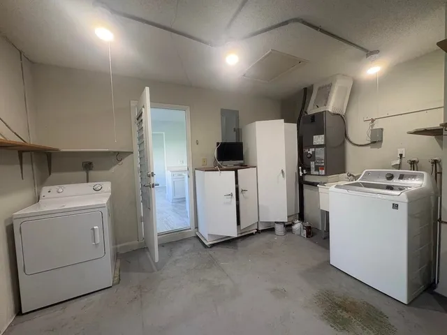 Residence photo 48